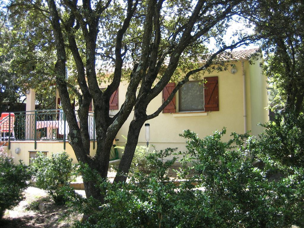 Bungalow Claret Vacquières Extérieur photo